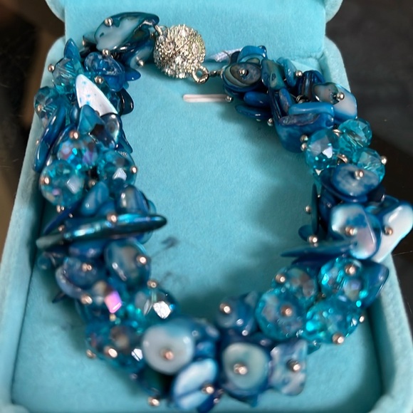 Blue Iridescent Bracelet - Picture 1 of 3